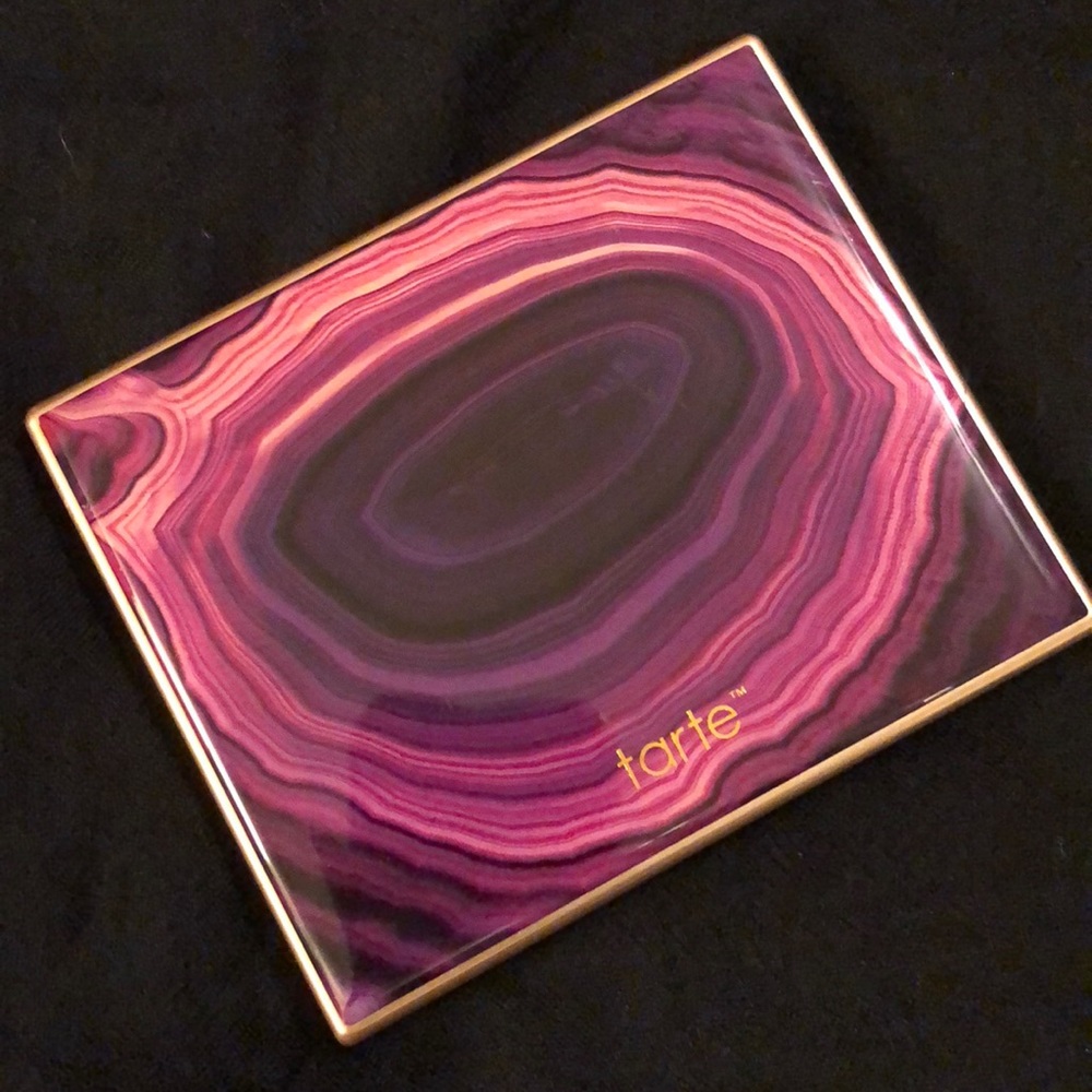 tarte be MATTEnificent Eyeshadow Palette